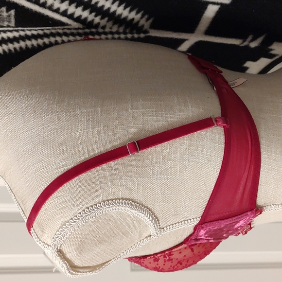 💕EUC Victoria's Secret Dream Angels Lined Demi Underwire Bra, Fushia Velour, 34 - Picture 10 of 15
